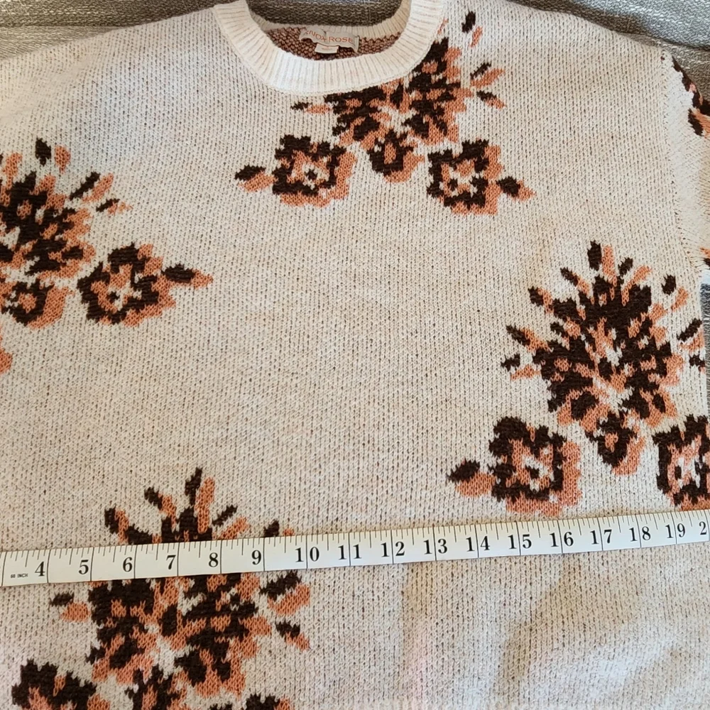 Sweater  Knox Rose, small - Picture 2 of 3